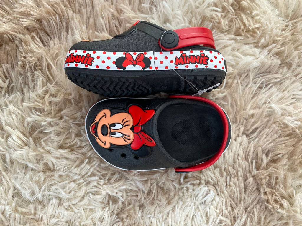 Crocs minie preto vermelho