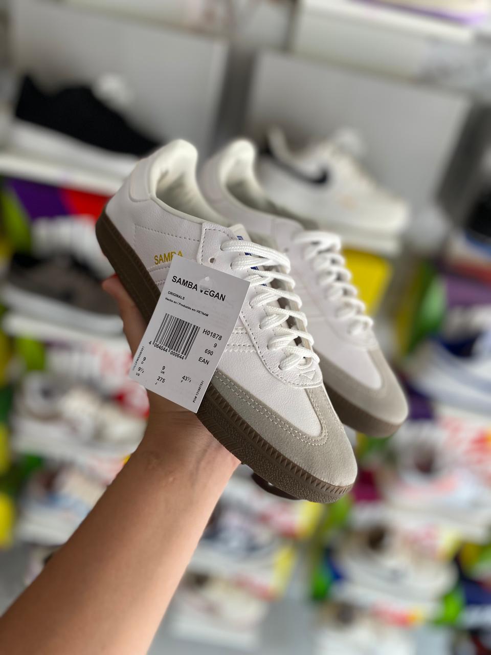 Adidas samba branco castor