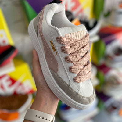 Puma branco nude