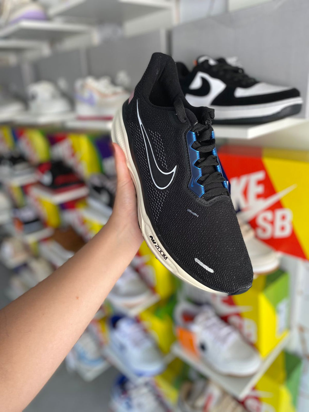 Nike airzoom preto detalhe azul