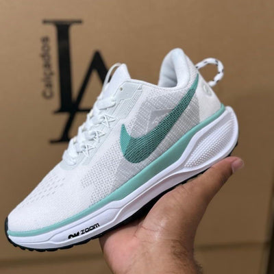 Nike pegasus branco verde-água