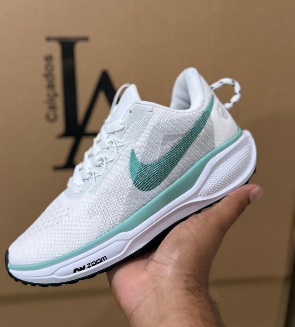 Nike pegasus branco verde-água
