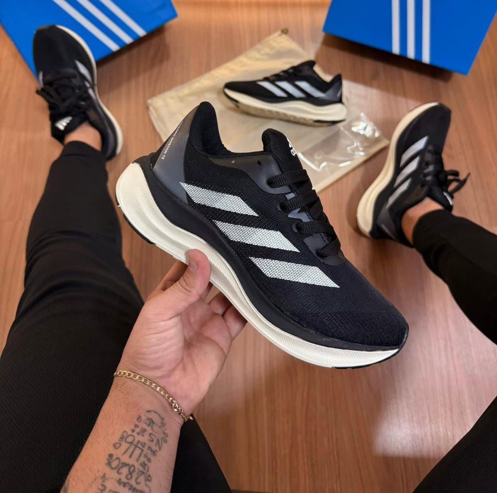 Adidas adizero boston preto branco