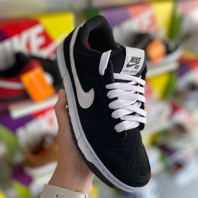 Nike dunk preto branco camurça