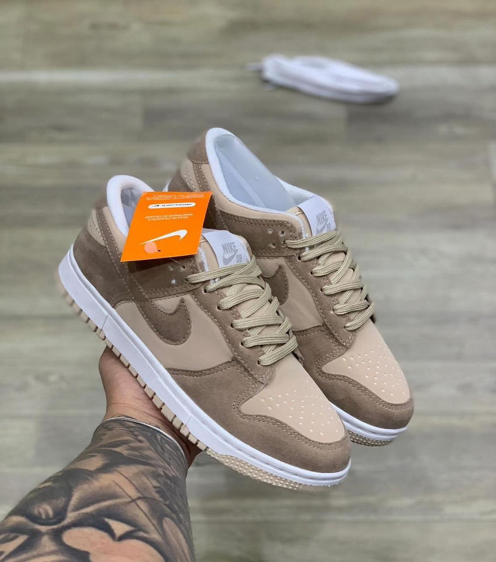 Nike dunk bege pele